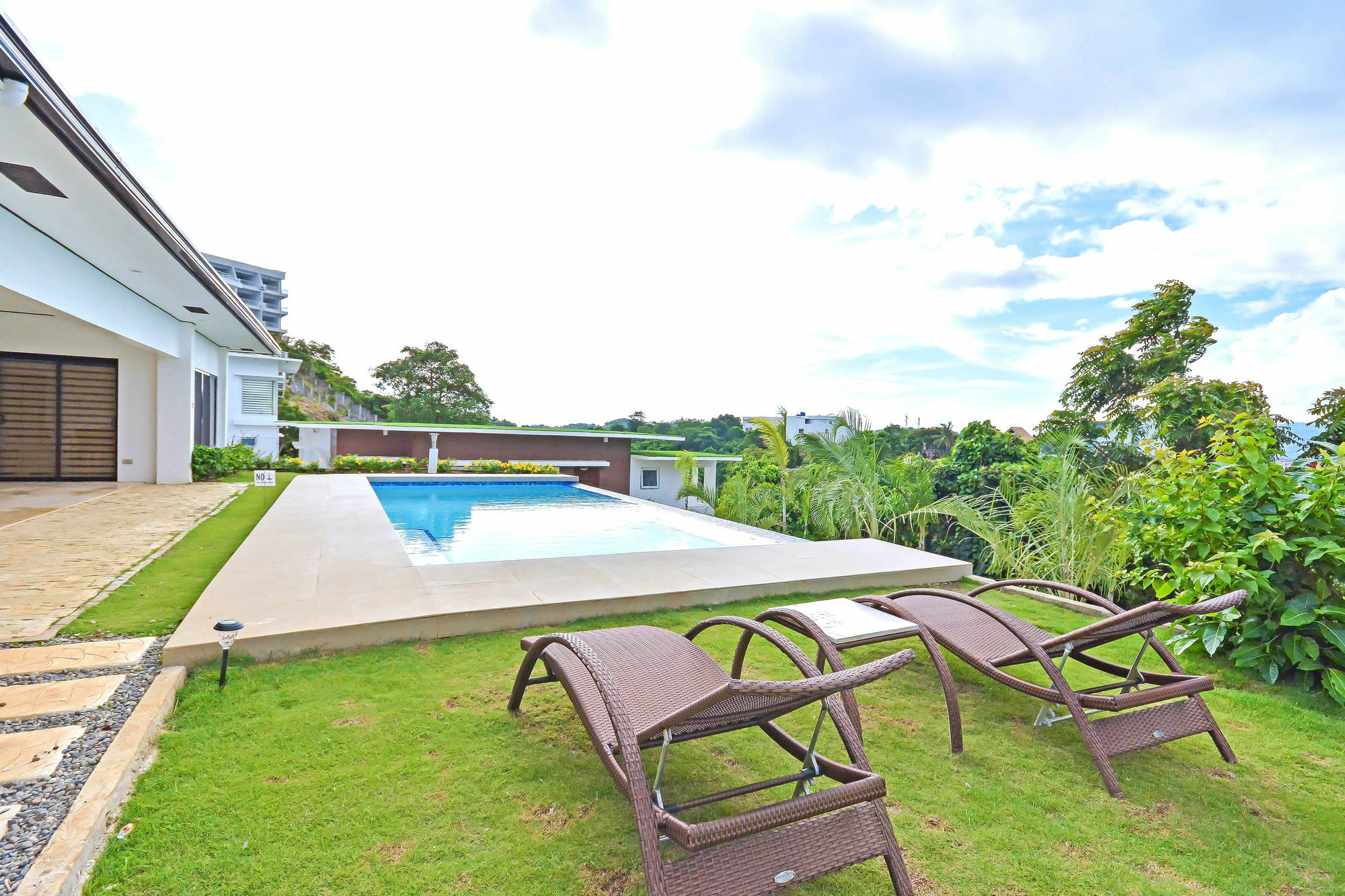One Hagdan Villas Yapak Exterior foto